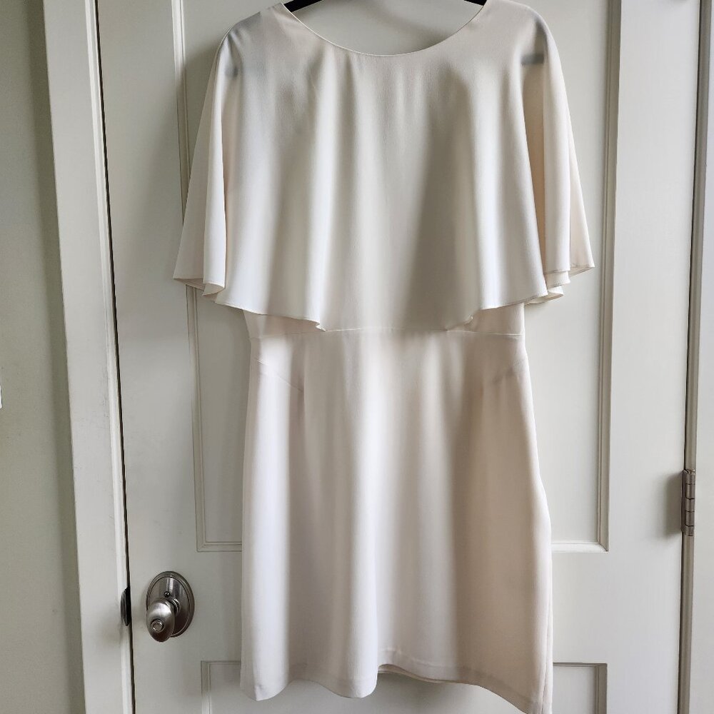 Halston Ivory Cape Sleeve Cocktail Dress Size 10 Minimalist Bridal Wedding Guest